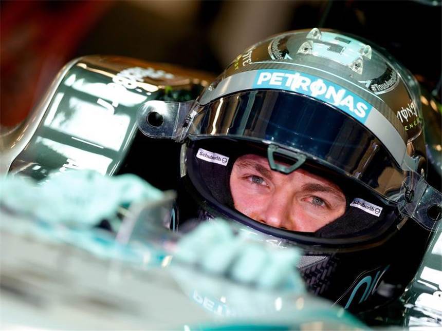 Daumendrücker für Rosberg: «Hamilton packst du schon» Nico Rosberg hat beim letzten Rennen der Saison die seelisch-moralische Unterstützung prominenter Daumendrücker. Foto: Valdrin Xhemaj