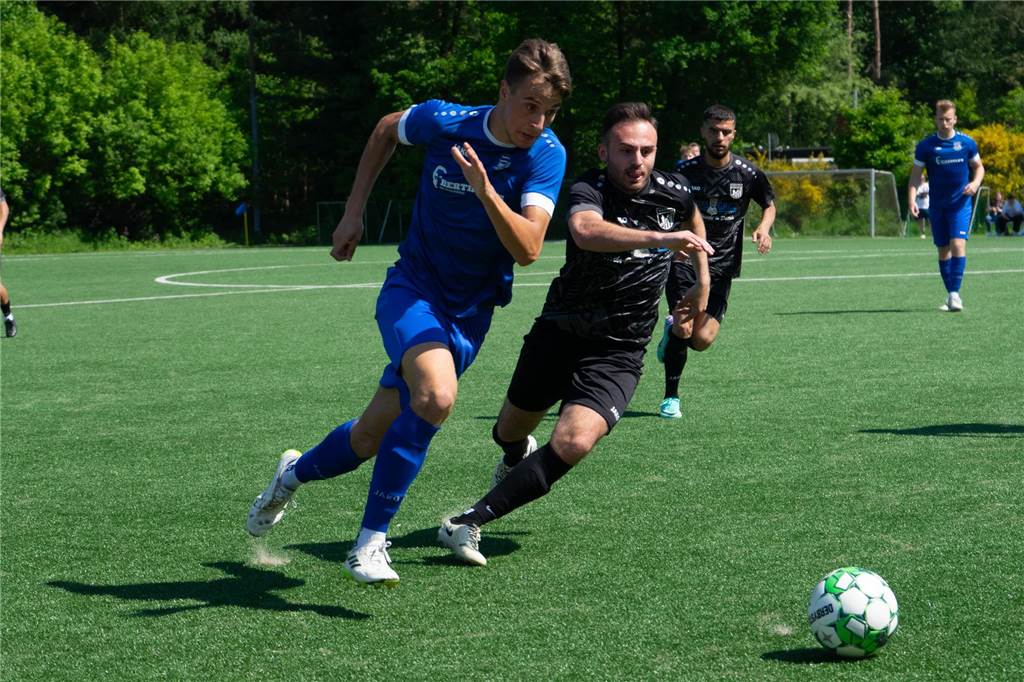 Nico Thoneick als Spieler in einem Laufduell