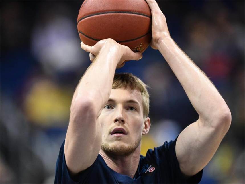 ALBA Berlin schlägt Bayern und schafft Ausgleich Niels Giffey holte für die Berliner 15 Zähler. Foto: Soeren Stache