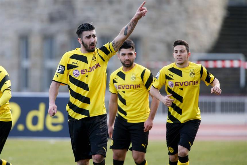 BVB II überzeugt - Neuzugang Ioannidis trifft erstmals Nikolaos Ioannidis bejubelt seinen ersten Treffer im BVB II-Treffer.