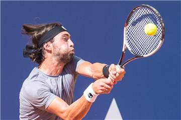 Nikolos Bassilaschwili hat am Hamburger Rothenbaum das Viertelfinale erreicht. Foto: Daniel Bockwoldt