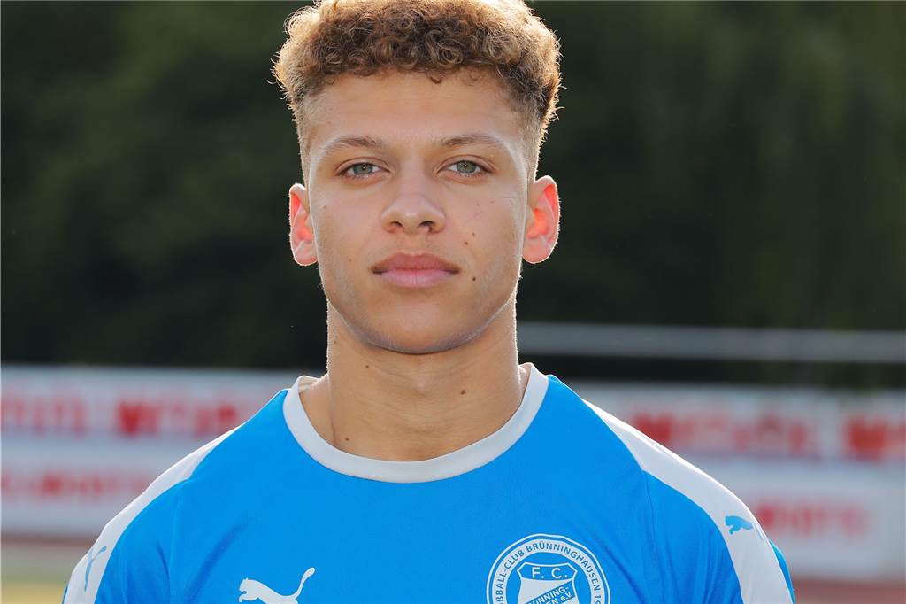 Der ASC 09 Dortmund verpflichtet einen Topspieler des ewigen Rivalen Nils da Costa Pereira wechselt zum ASC 09.