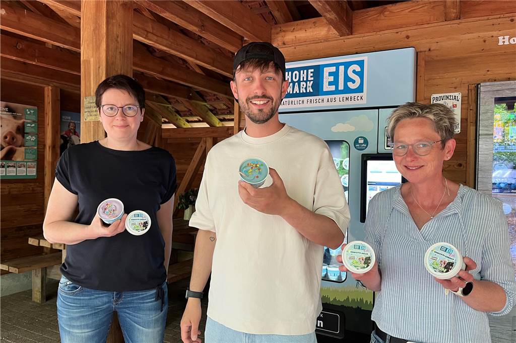 Dorstener Kinder-Musiker Nilsen bringt eigenes Eis heraus Nilsen und Petra Große Gellermann und Ivonne Harks
