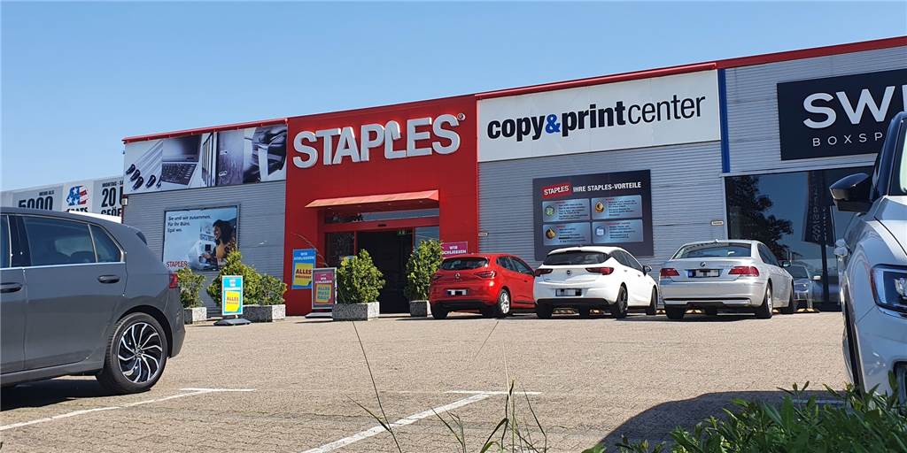 Großer Ausverkauf: Büromarkt Staples macht in Dortmund dicht Noch hat sie geöffnet, die Staples-Filiale im Indupark in Oespel.