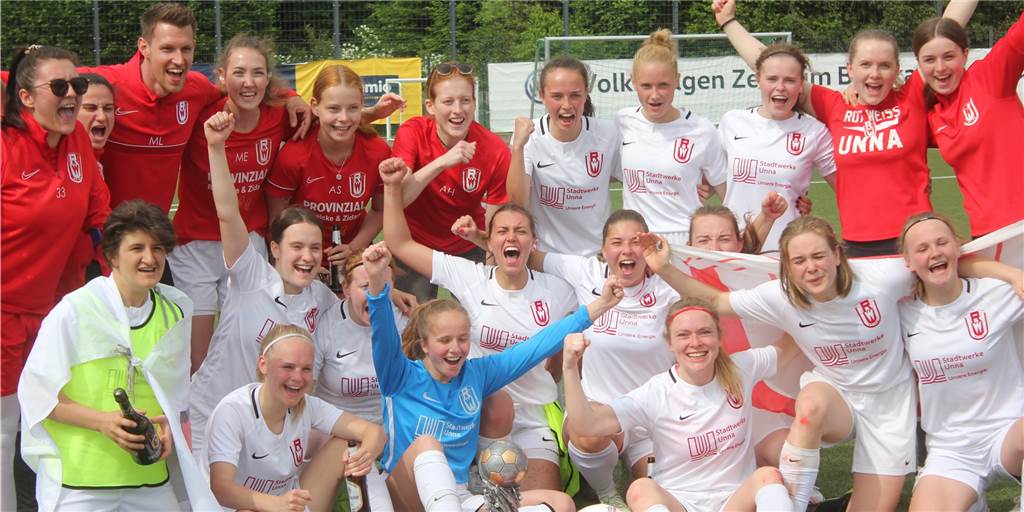 BVB kommt in der Meisterschaft zu RWU-Damen: „Das macht die Liga attraktiver“ Noch im Mai haben sie den Kreispokal gewonnen und danach mächtig gejubelt – jetzt freuen sich die RWU-Damen auf den BVB.