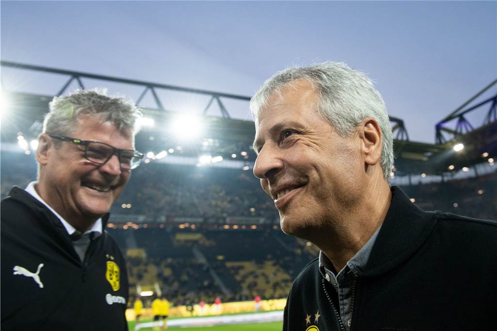 Nobby Dickel wird gegen Bremen im DFB-Pokalfinale zum Helden des BVB Noch immer ist Dickel im BVB-Dress im Einsatz. Mittlerweile freut er sich als Stadionsprecher über die BVB-Siege und Erfolge.
