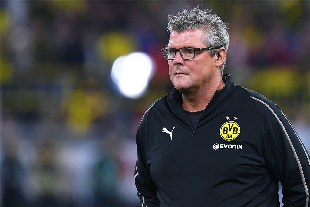 Mitarbeiter, Vereinsheld, Fan: Norbert Dickel feiert sein Jubiläum als BVB-Stadionsprecher Norbert Dickel musste auch schon viel Kritik einstecken.
