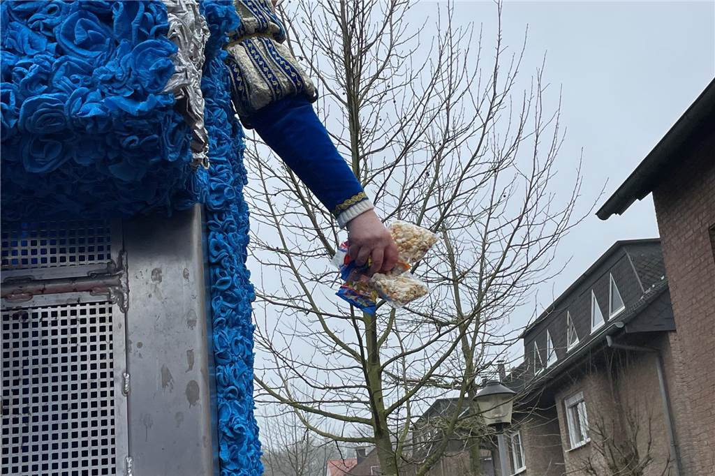 Nordkirchen feiert seinen bunten, fröhlichen Umzug mit mehr Besuchern als sonst und toller Stimmung.