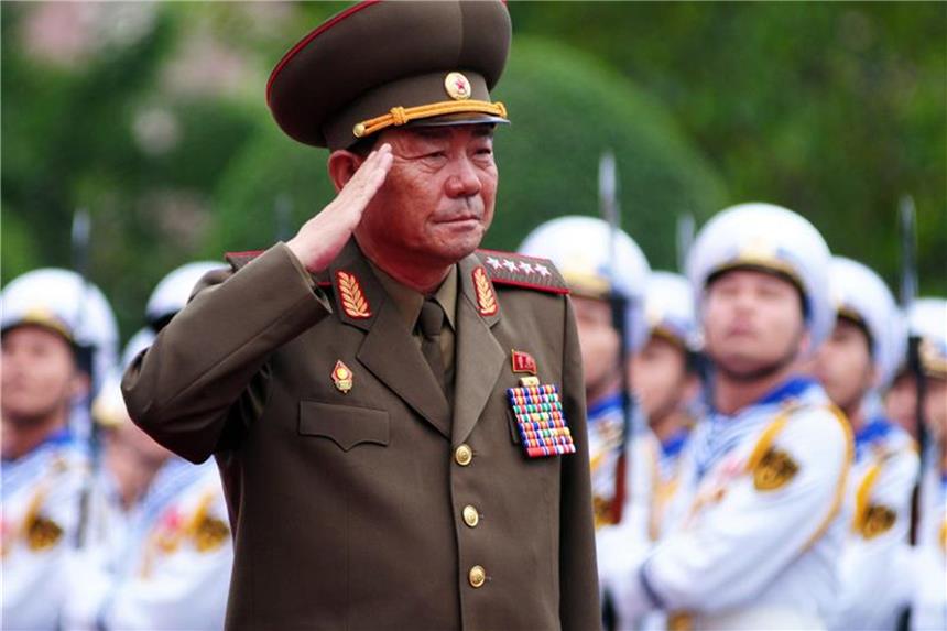 Berichte: Kim Jong Un setzt drei Top-Militärs ab Nordkoreas bisheriger Verteidigungsminister Pak Yong Sik soll abgesetzt worden sein. Foto: EPA/Str