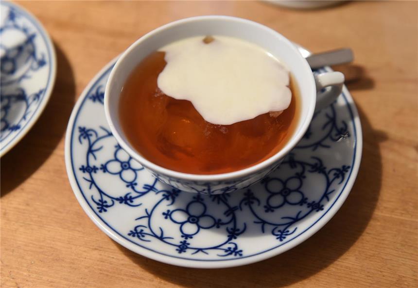 Warum die Briten es mit Europa nicht so haben "Not my cup of tea" sagen die Briten, wenn ihnen etwas nicht zusagt - so wie es öfter in Europa der Fall ist.
