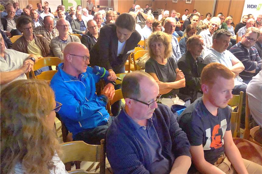 Ölpellets-Skandal: Anwohner berichten über Krebsfälle Nottenkämper-Geschäftsführer Thomas Eckert äußerte sich zum Vorwurf, dass man die Ölpellets hätte riechen können müssen.