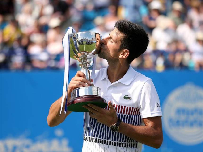 Djokovic gewinnt Wimbledon-Generalprobe - Sieg in Eastbourne Novak Djokovic hat das Turnier in Eastbourne gewonnen. Foto: Steven Paston