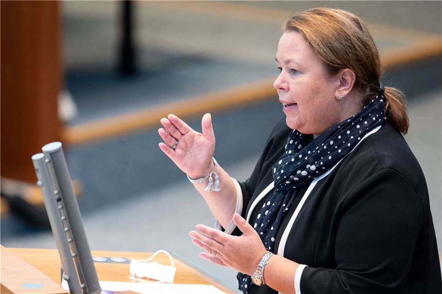 Belgiens Atomkraftwerke: NRW-Ministerin ist besorgt NRW-Ministerin Ursula Heinen-Esser (CDU) hat den belgischen Atombeschluss kritisiert.