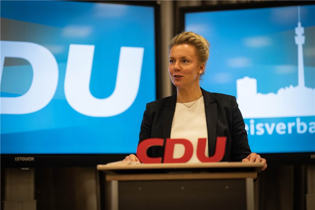 Ministerin will für Dortmund in den Landtag – und hat starke Gegenkandidatin NRW-Verkehrsministerin Ina Brandes will bei der Landtagswahl 2022 im Wahlkreis Dortmund III antreten.