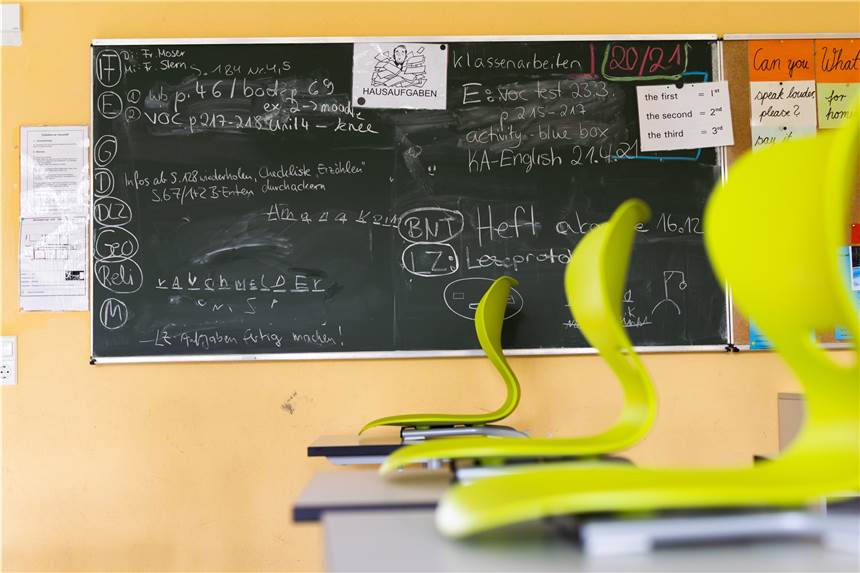 Nun offiziell: Schulen in Castrop-Rauxel bleiben im Distanzunterricht Nun steht offiziell fest: Auch in der nächsten Woche wird es für die allermeisten Schülerinnen und Schüler in Castrop-Rauxel Distanzunterricht geben. (Symbolbild)