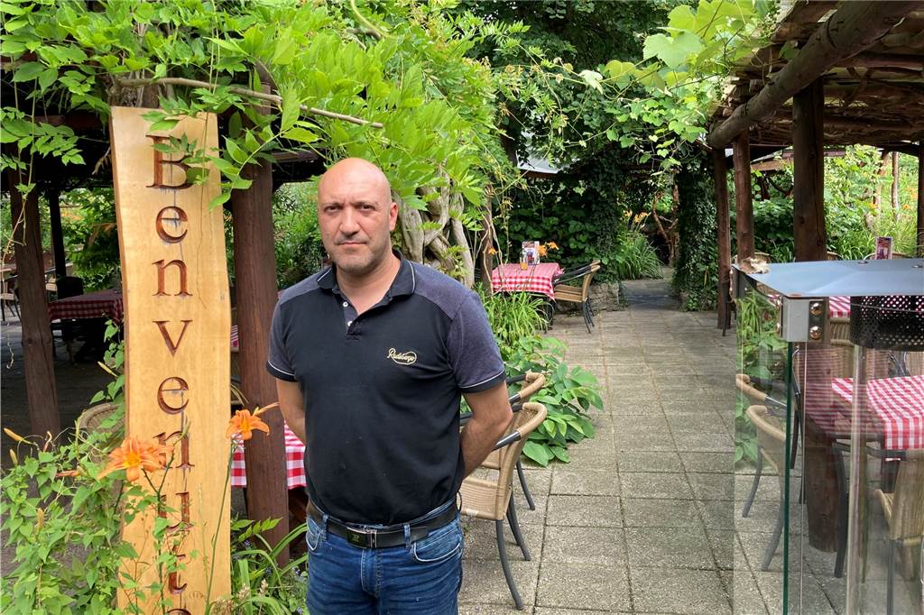 Menükarussell erst im Herbst: Vier Restaurants aus Castrop-Rauxel sind dabei Nunzio Marcucci ist mit seiner Trattoria Puglia zum ersten Mal beim Menükarussell dabei.