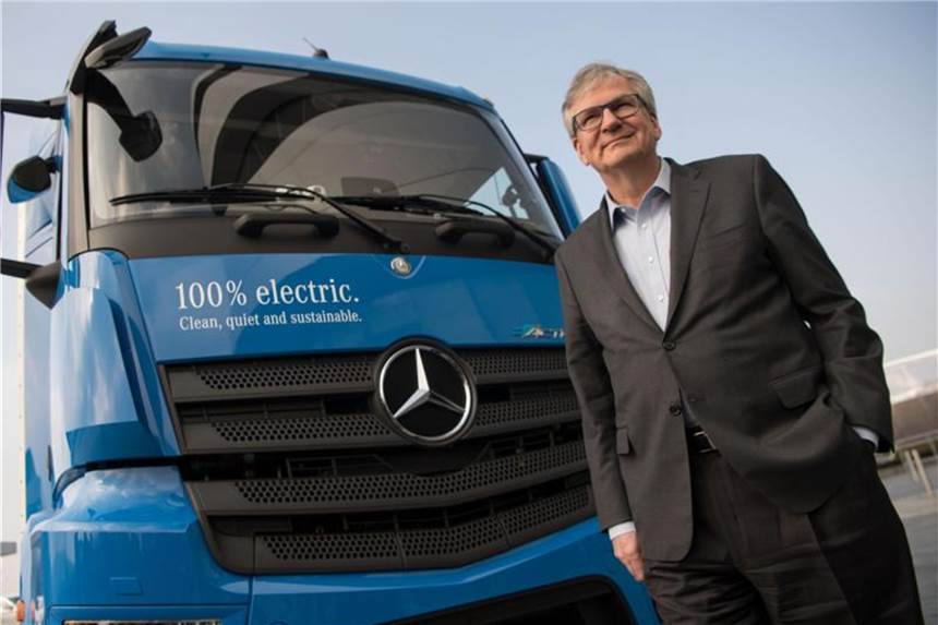 Nutzfahrzeug-Vorstand Martin Daum sieht weiterhin Grenzen für den Einsatz von Elektro-Lastwagen. Foto: Marijan Murat