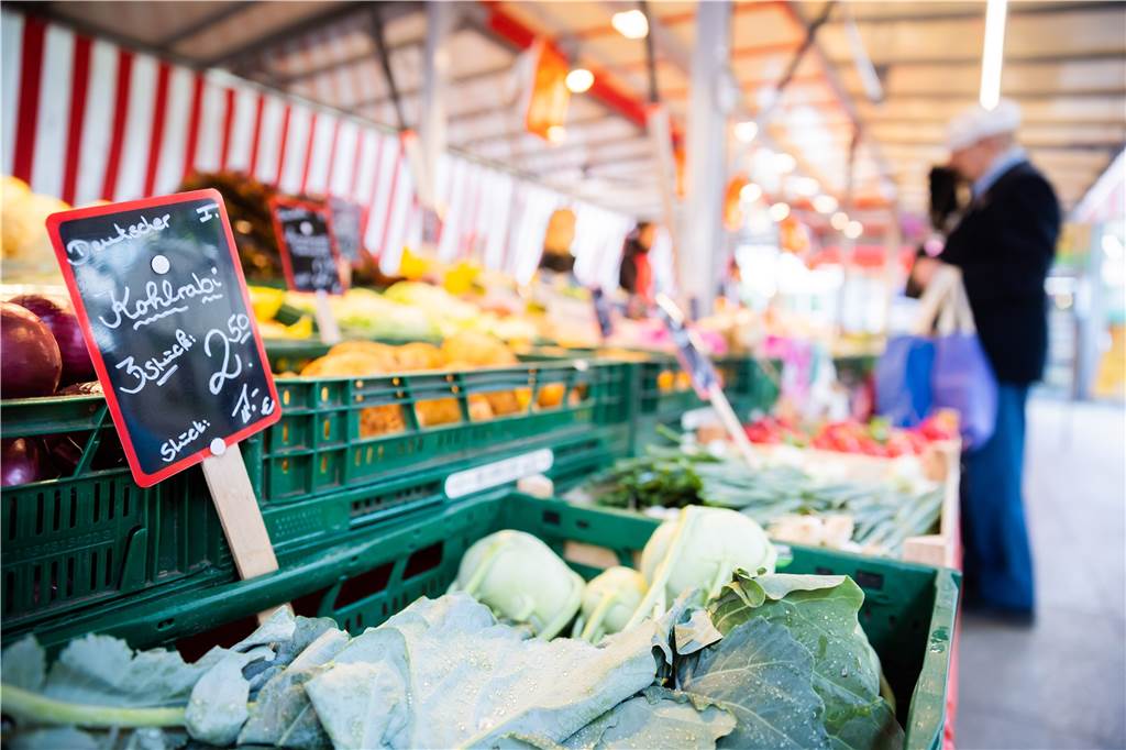 Wochenmarkt-Rückkehr: Neuer Standort und neue Händler Ob der Markt-Neustart eine Erfolgsgeschichte wird, hängt auch von den Heekerinnen und Heeker ab. Denn am Ende wird der Umsatz der Händler entscheiden, ob sie dauerhaft kommen oder aber nicht.