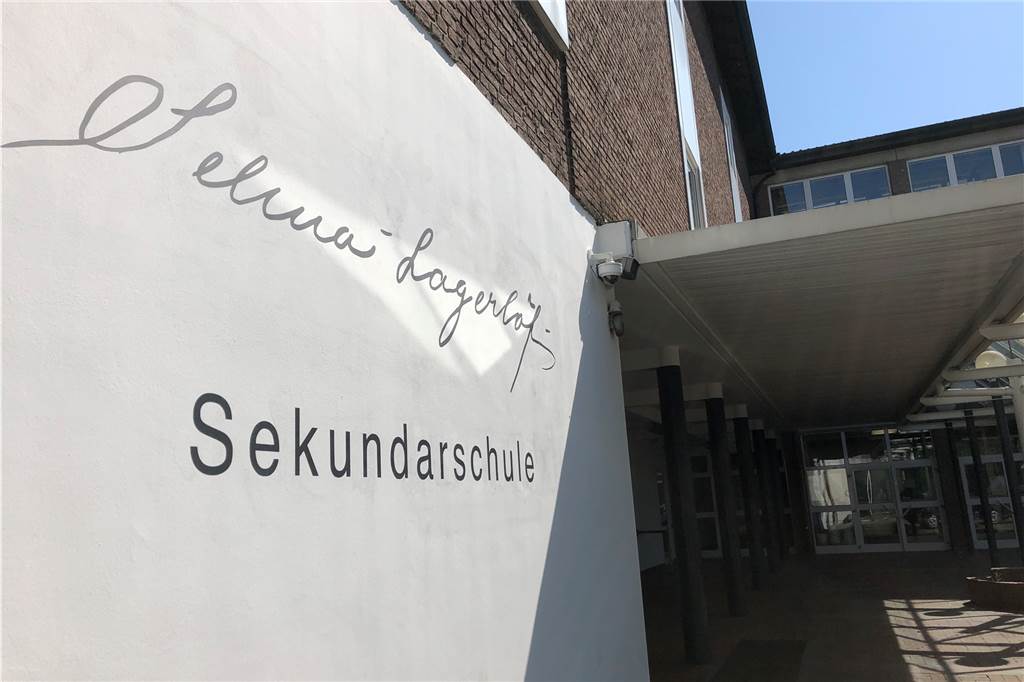 Gesamtschuldiskussion in Selm: „Keine Gefährdung der anderen Gesamtschulen“ Ob die Selma-Lagerlöf-Sekundarschule zu einer Gesamtschule weiterentwickelt werden kann, wird derzeit geprüft.