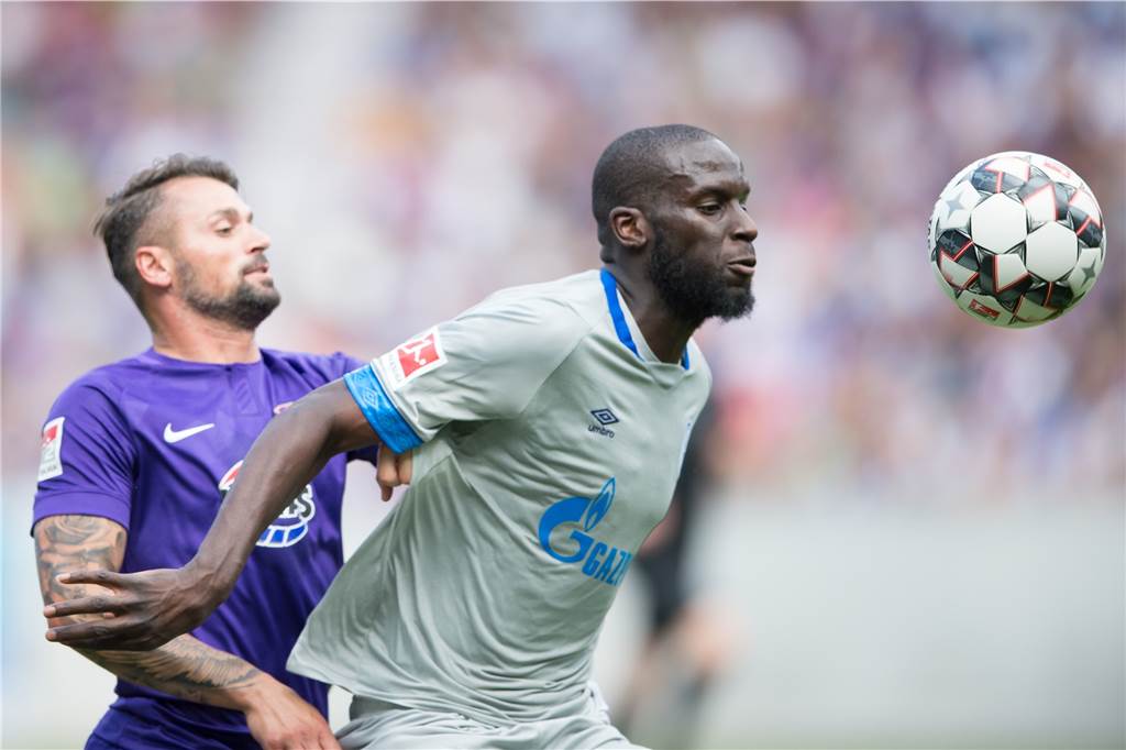 Schalkes Neuzugänge haben noch ganz viel Luft nach oben Ob mit Naldo oder Matija Nastasic, Salif Sané scheint seinen Spielrhythmus nun gefunden zu haben.