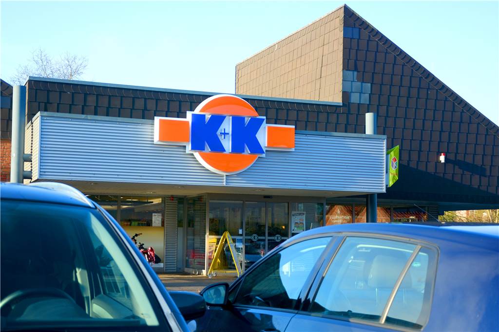 Bis im K+K-Markt gebaut wird, dauert es noch eine Weile – Unternehmen steht zur Sanierung Ob Neu- oder Umbau ist noch nicht klar. Allerdings soll die die Filiale an der Ottensteiner Straße komplett überarbeitet werden.