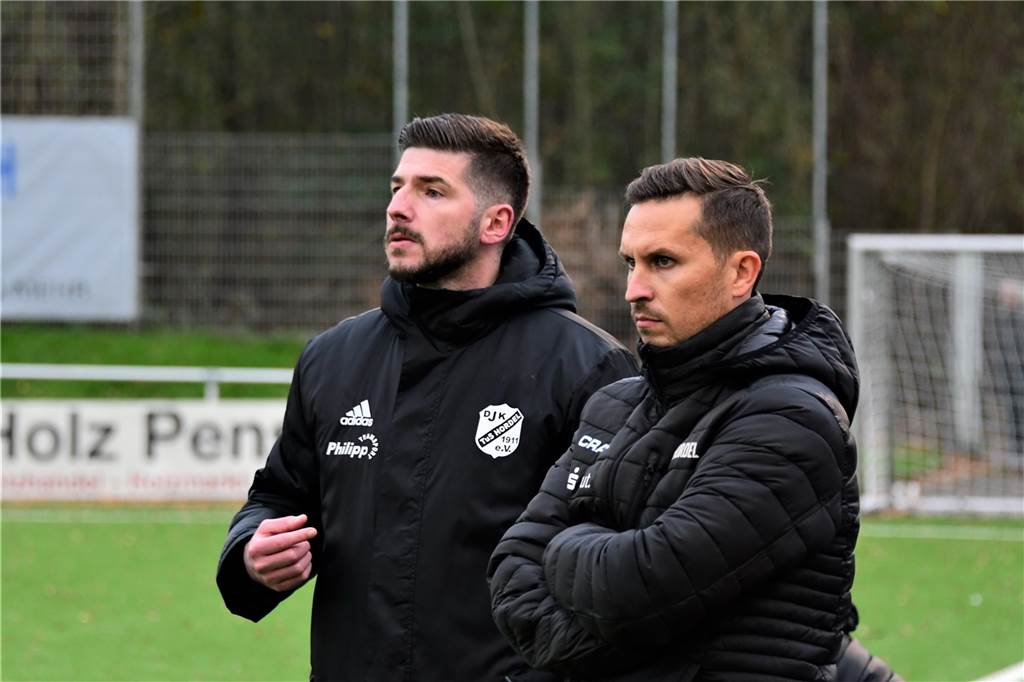 Obercastrop gewann das Kerllerduell bei der DJK TuS Hordel mit 3:1 (1:1).