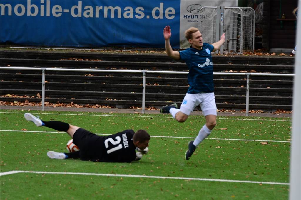 Obercastrop gewann das Kerllerduell bei der DJK TuS Hordel mit 3:1 (1:1).