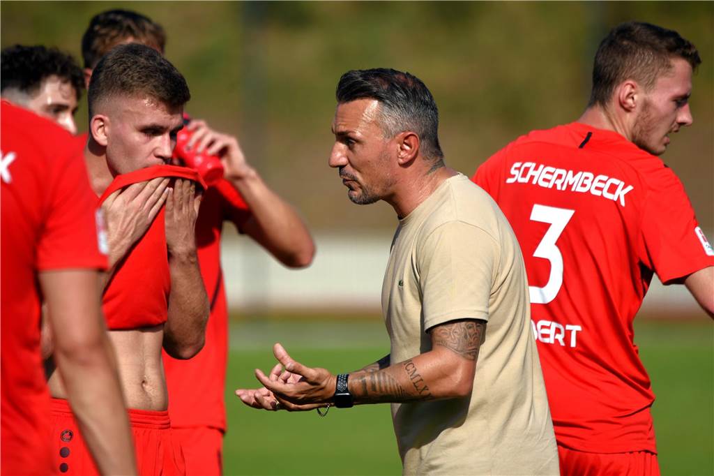 Oberliga Westfalen - SV Schermbeck - TuS Bövinghausen 2:0 (2:0)