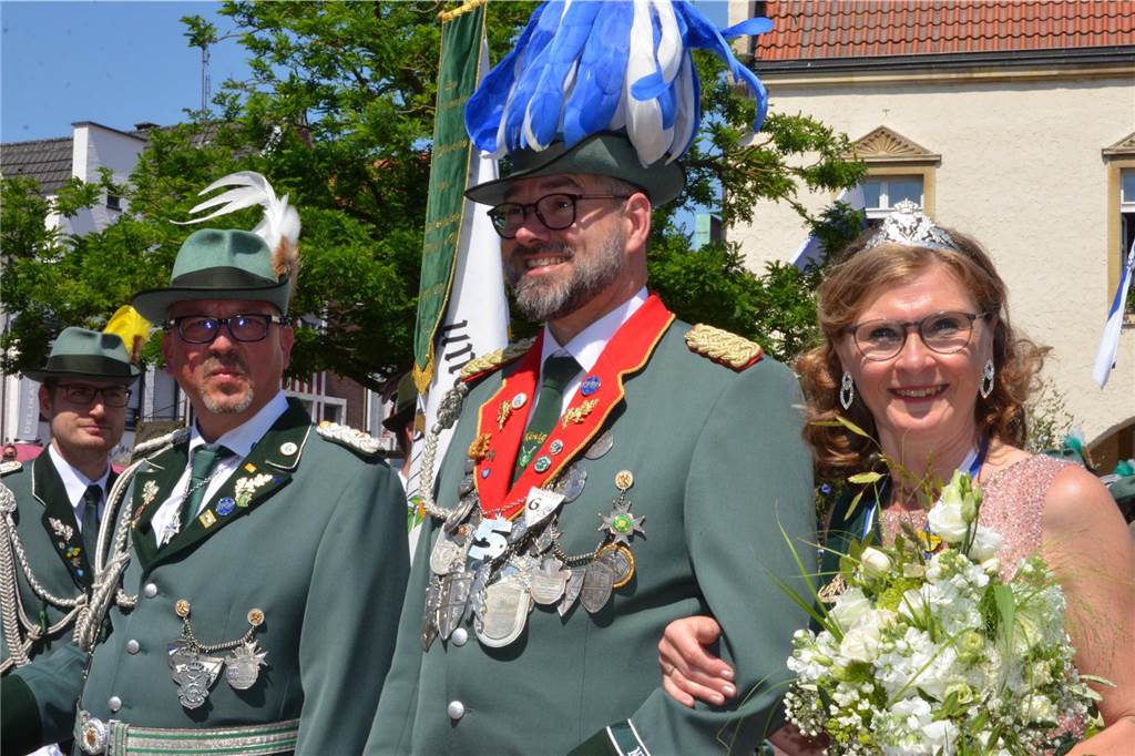 Das Königspaar bei der Parade