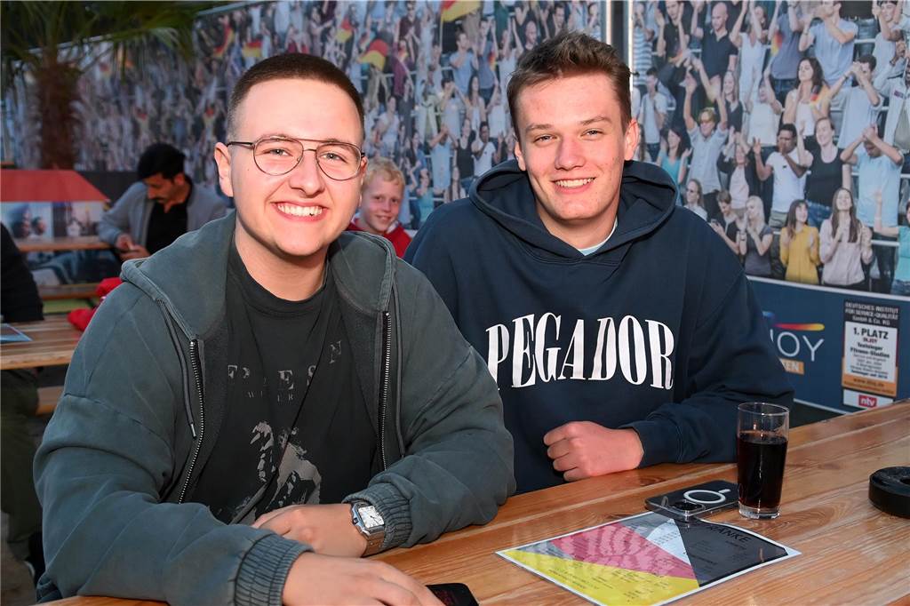 Obwohl Deutschland nicht im Finale stand, wollten in Dorsten zahlreiche Fußball-Fans das Spiel beim Public Viewing sehen.