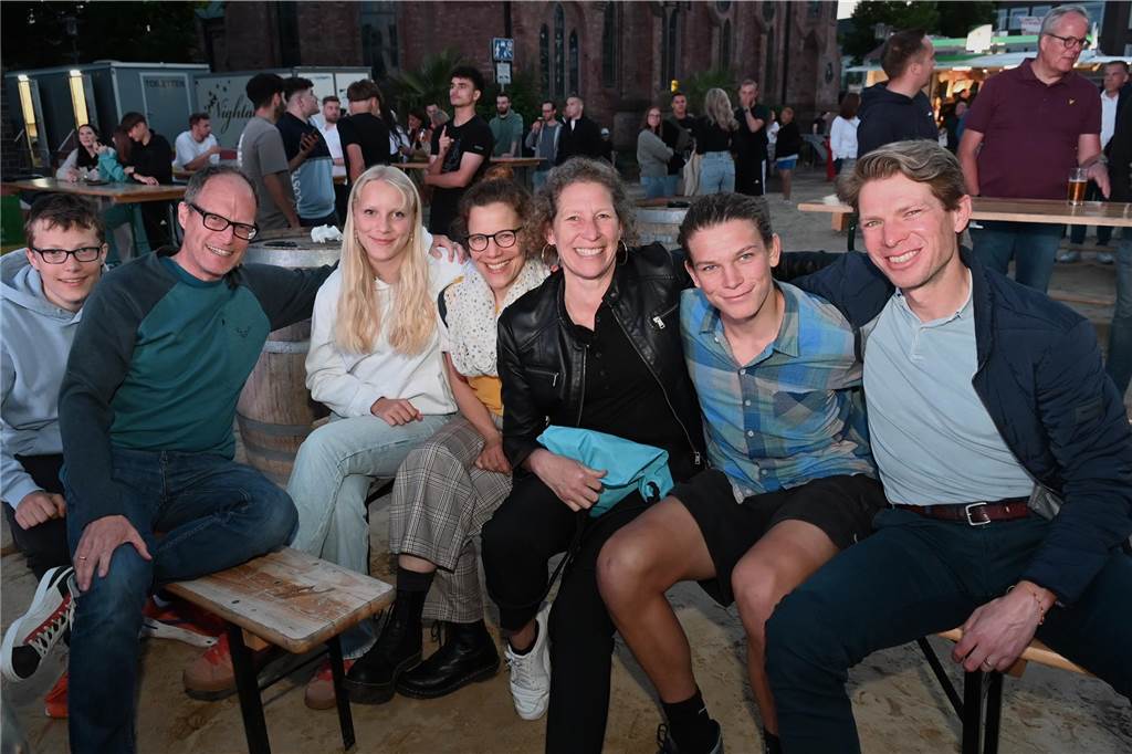 Obwohl Deutschland nicht im Finale stand, wollten in Dorsten zahlreiche Fußball-Fans das Spiel beim Public Viewing sehen.