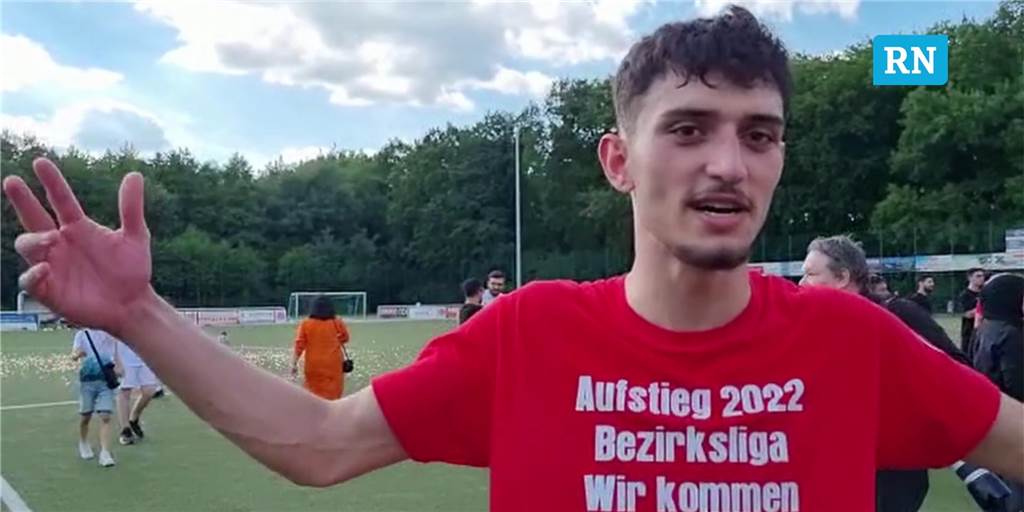 Video-Interviews: Eving Selimiye Spor feiert Aufstieg – „Wir sind keine gekaufte Mannschaft“ Ömer Karsli und Eving Selimiye Spor sind in die Bezirksliga aufgestiegen.