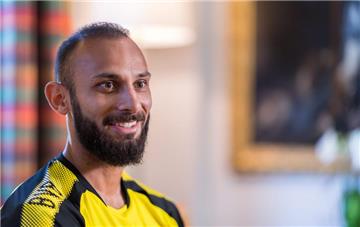 Ömer Toprak stellt sich der Herausforderung beim BVB.