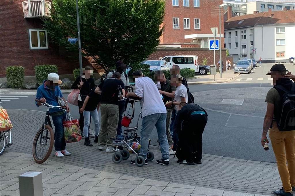 OB Westphal kündigt neues Konzept für Drogenhilfe an Offener Drogenhandel und -konsum sind dem Handel und den Anwohnern der City ein Dorn im Auge.