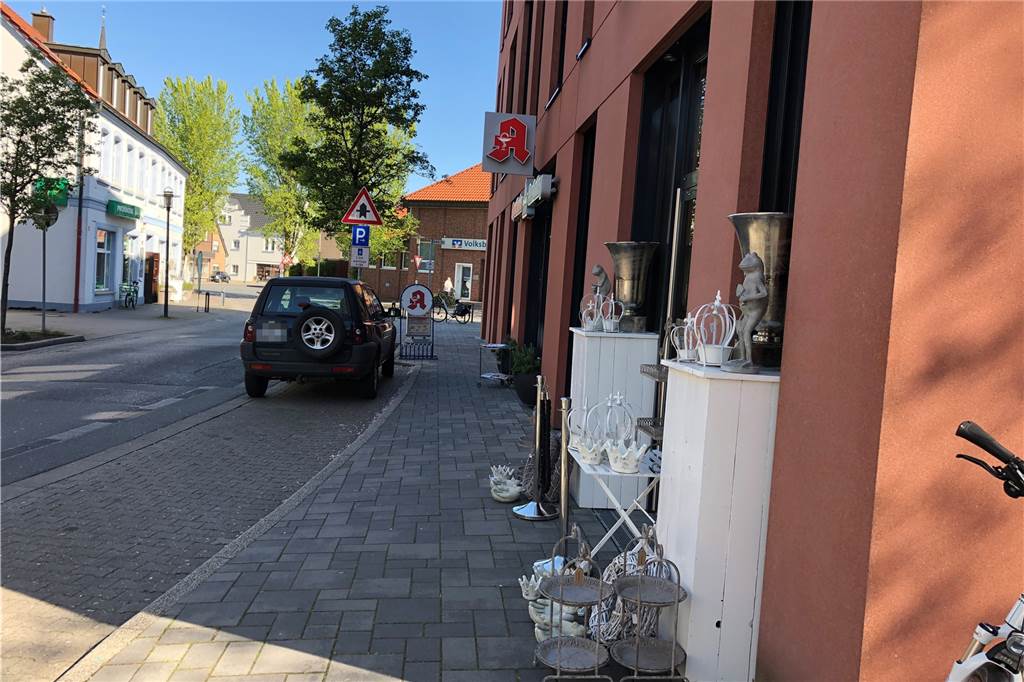 Corona-Krise in Selm: Einzelhandel setzt ein starkes Signal Ohne Ausnahme öffnen in der Altstadt alle Einzelhandelsgeschäfte, die öffnen dürfen.