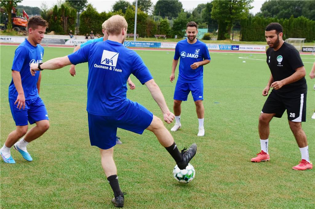 Ohne Trainer Dennis Schulz, aber dafür mit vielen Spielern ist der TuS Sythen in die Vorbereitung auf die A-Liga-Saison 2023/24 gestartet.
