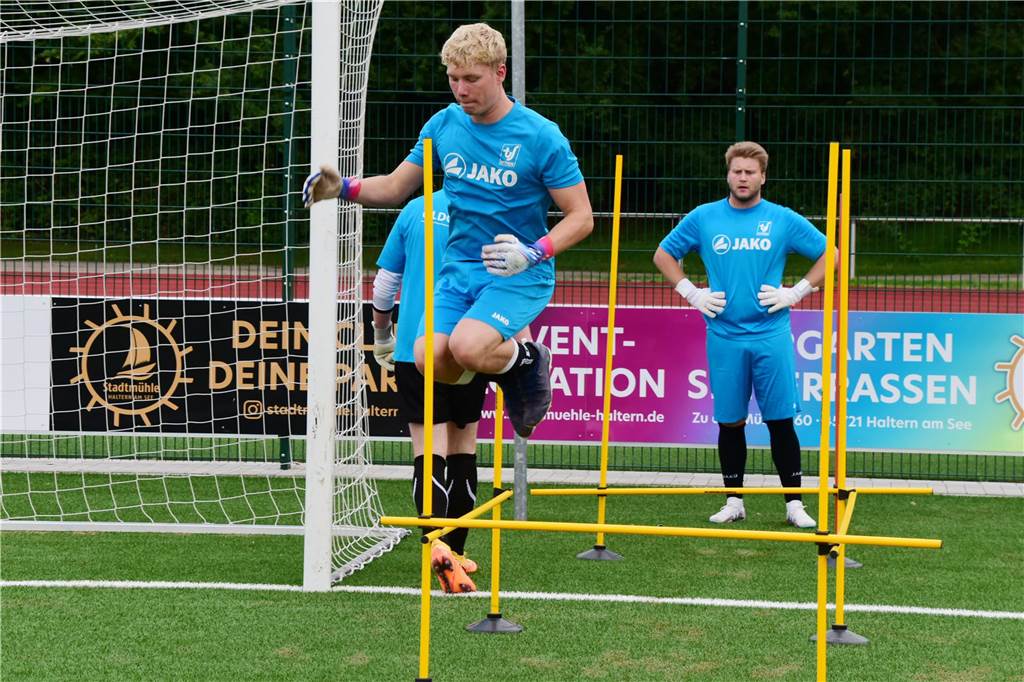 Ohne Trainer Dennis Schulz, aber dafür mit vielen Spielern ist der TuS Sythen in die Vorbereitung auf die A-Liga-Saison 2023/24 gestartet.