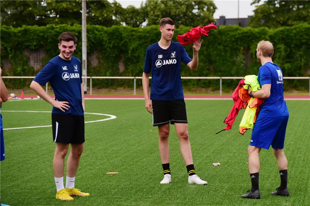 Ohne Trainer Dennis Schulz, aber dafür mit vielen Spielern ist der TuS Sythen in die Vorbereitung auf die A-Liga-Saison 2023/24 gestartet.