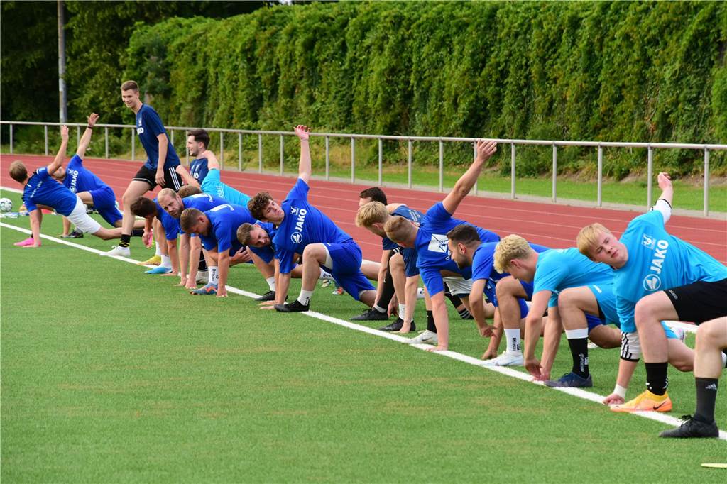 Ohne Trainer Dennis Schulz, aber dafür mit vielen Spielern ist der TuS Sythen in die Vorbereitung auf die A-Liga-Saison 2023/24 gestartet.