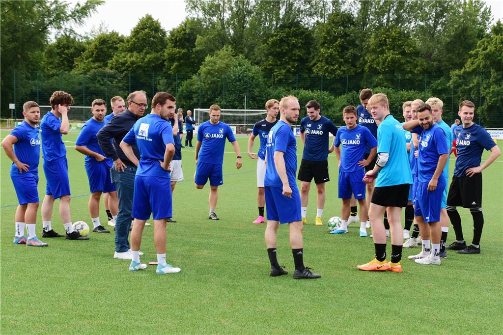 Ohne Trainer Dennis Schulz, aber dafür mit vielen Spielern ist der TuS Sythen in die Vorbereitung auf die A-Liga-Saison 2023/24 gestartet.