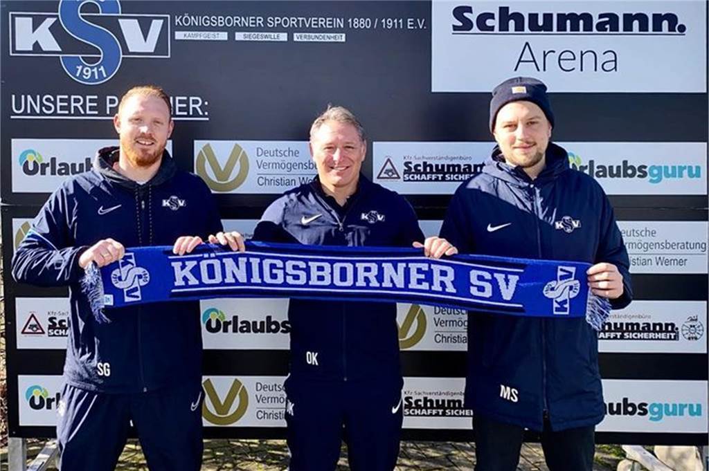 Trainer bei den Senioren: Unnas Torwart-Legende Olivier Klose hat eine neue Aufgabe OIivier Klose (M.) trainiert zusammen mit Sebastian Golisch (l.) in der neuen Saison die zweite Mannschaft des Königsborner SV.