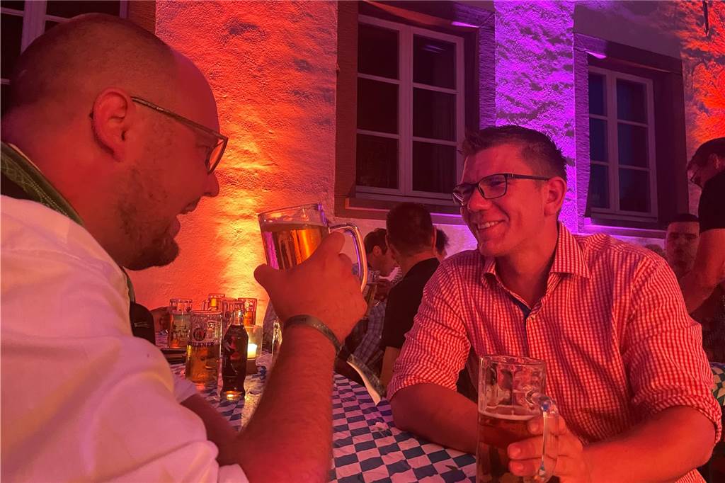Voller Klostergarten beim Oktoberfest in Werne Oktoberfest in Werne