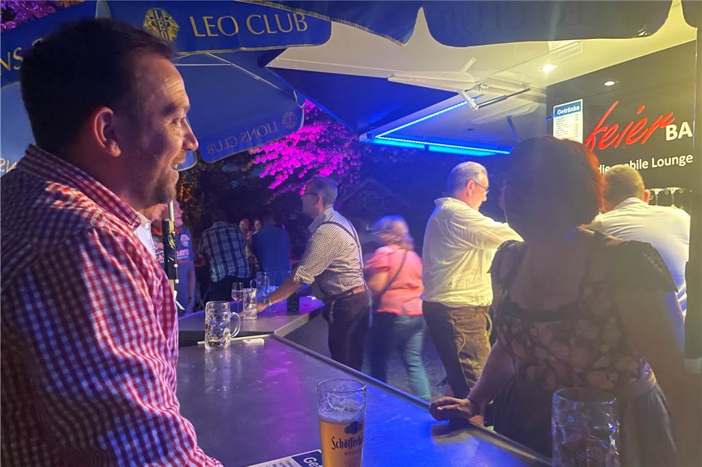Voller Klostergarten beim Oktoberfest in Werne Oktoberfest in Werne