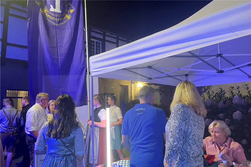 Voller Klostergarten beim Oktoberfest in Werne Oktoberfest in Werne