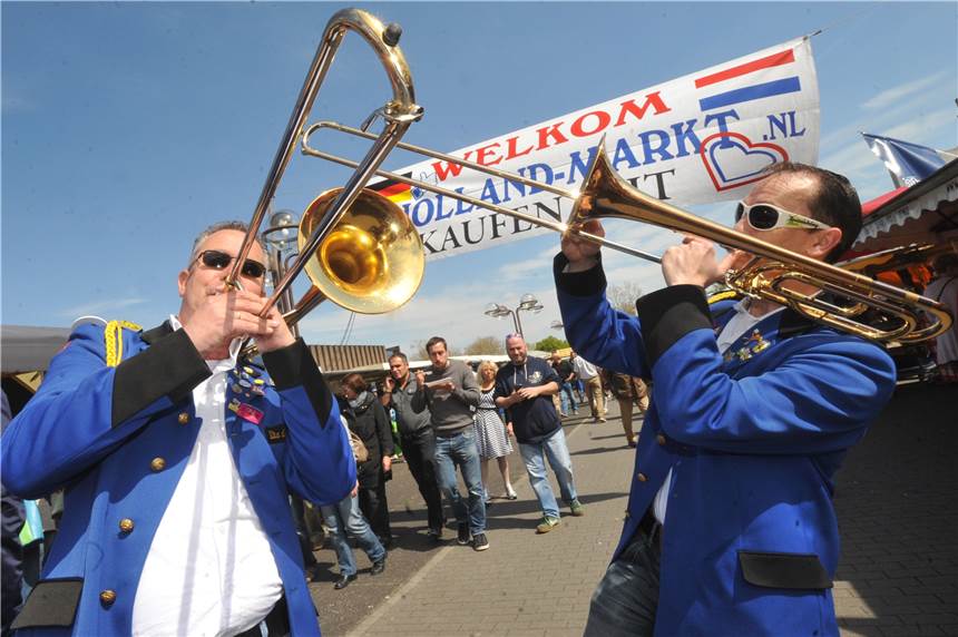 Nach Corona-Pause: Endlich wieder Hollandmarkt an der Europahalle Oldtimertreff und Hollandmarkt auf dem Europaplatz: Das soll am 1. Mai nach einer Corona-Pause wieder viele Menschen anziehen.