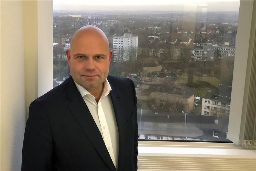 Oliver Lind (46) geht als Bürgermeister-Kandidat der CDU ins Rennen Oliver Lind von der CDU Castrop-Rauxel: Er ist der Kandidat der Union für die Bürgermeisterwahl im Jahr 2020.