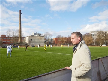 Oliver Schlegl ist der Geschäftsführer der lettischen Fußball-Liga. Foto: Alexander Welscher