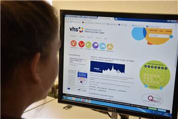 Online, vor Ort oder im Wechsel: Die Volkshochschule Werne startet mit neuem Programm und neuen Unterrichtsformen in das zweite Semester 2021.