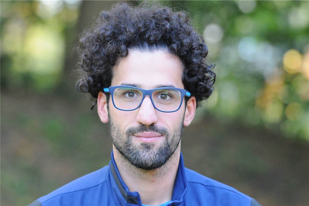 Dariusz Wosz hat das Glück, dass er Hilfe aus Castrop-Rauxel bekommt Onur Kocakaya, Geschäftsführer beim SV Wacker.