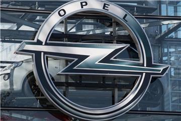Opel hat sich verpflichtet, bis Ende Mai keine neuen Aufhebungsverträge mehr abzuschließen oder zuzusagen. Foto: Boris Roessler